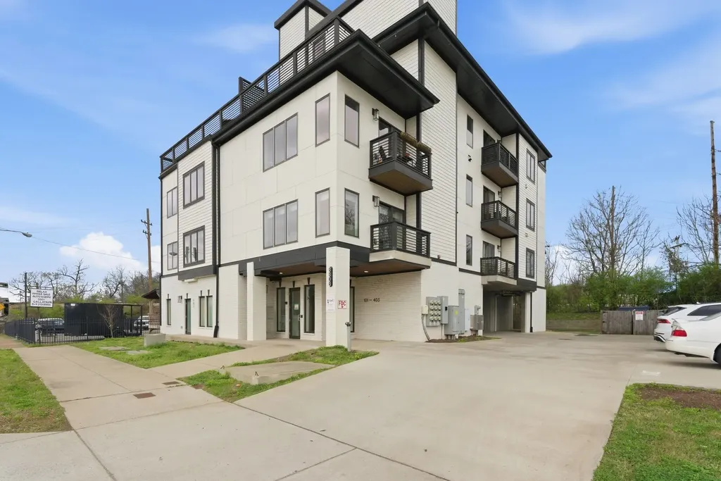 3303 Gallatin Pike Nashville TN 37216