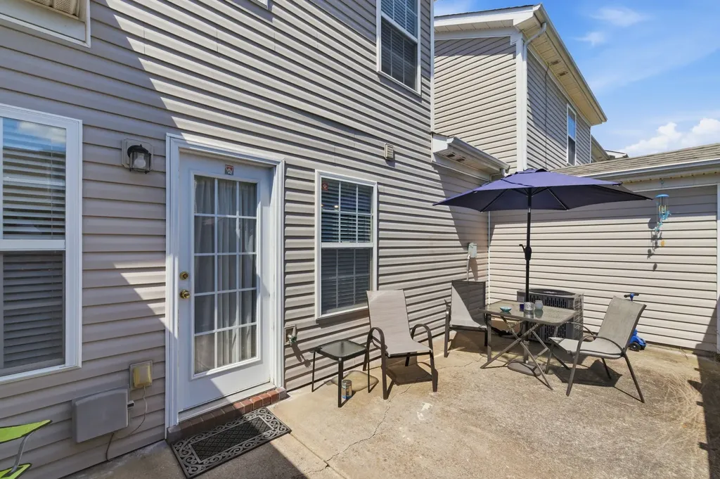 4053 George Buchanan Drive La Vergne TN 37086