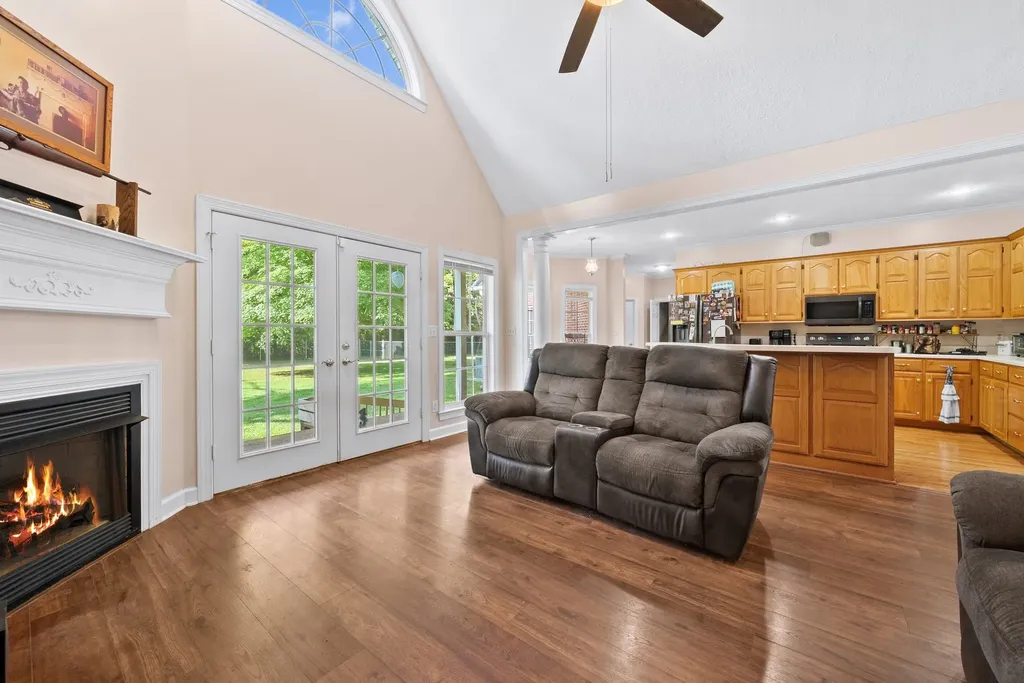 3290 Anes Station Road Lewisburg TN 37091