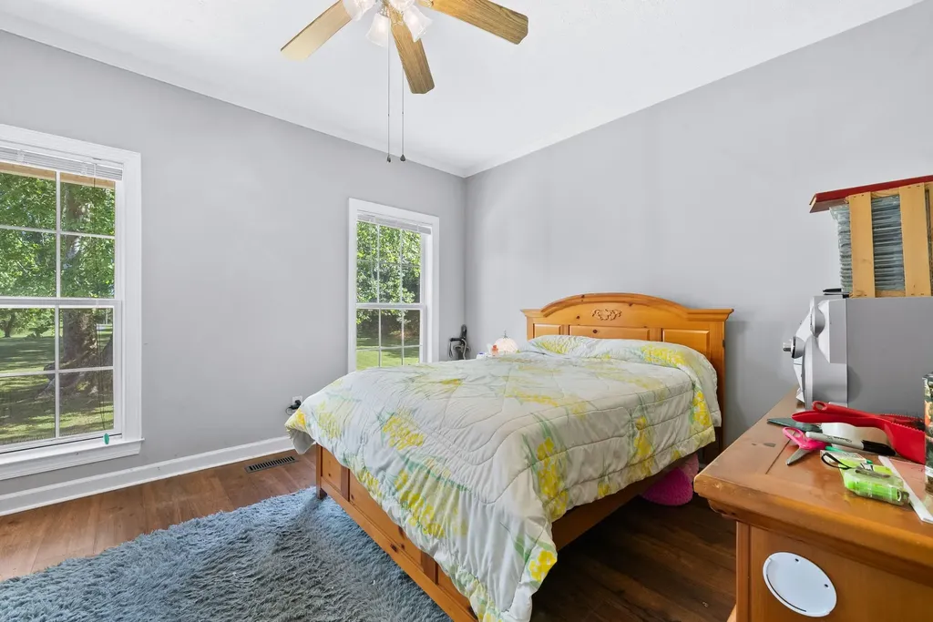 3290 Anes Station Road Lewisburg TN 37091