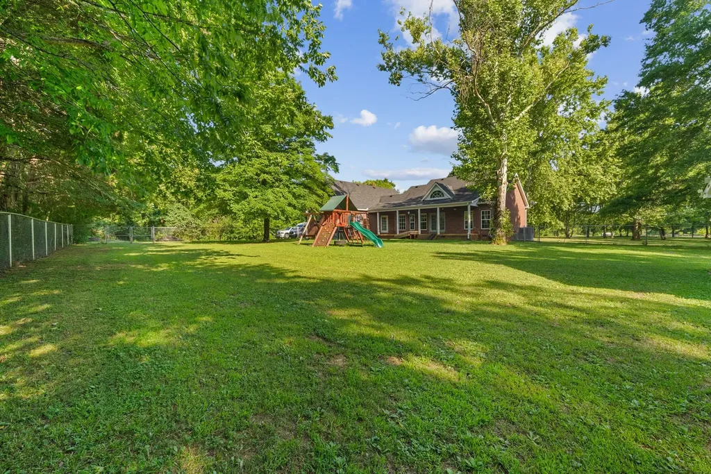 3290 Anes Station Road Lewisburg TN 37091