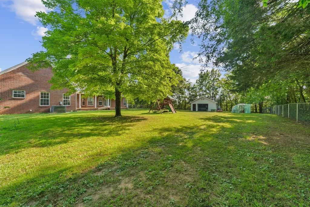 3290 Anes Station Road Lewisburg TN 37091