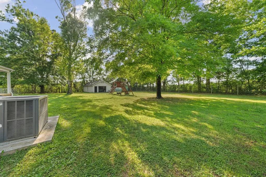 3290 Anes Station Road Lewisburg TN 37091