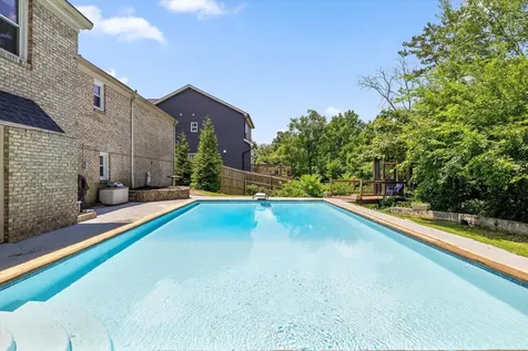1413 Millbro Circle Chattanooga TN 37412