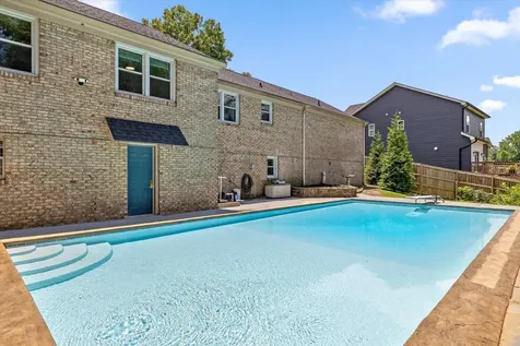 1413 Millbro Circle Chattanooga TN 37412