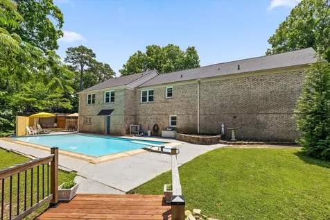 1413 Millbro Circle Chattanooga TN 37412