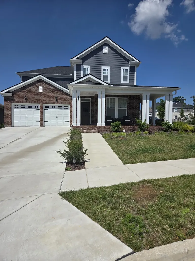 842 Nightingale Avenue Hendersonville TN 37075