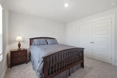 842 Nightingale Avenue Hendersonville TN 37075