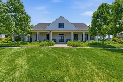 842 Nightingale Avenue Hendersonville TN 37075
