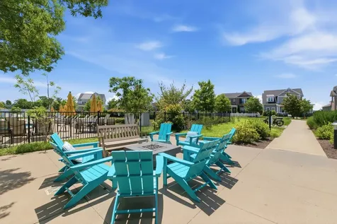 842 Nightingale Avenue Hendersonville TN 37075