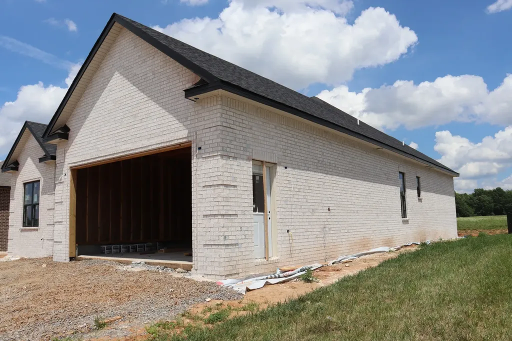 221 Harvest Moon Drive Clarksville TN 37043