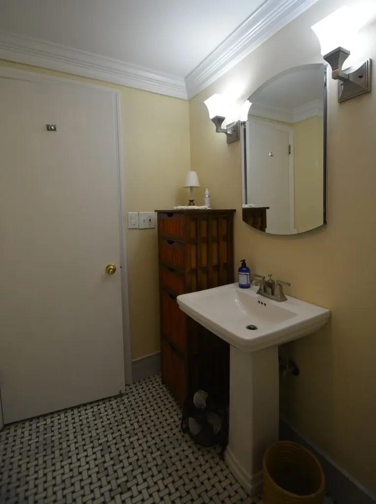 4215 Harding Pike Nashville TN 37205