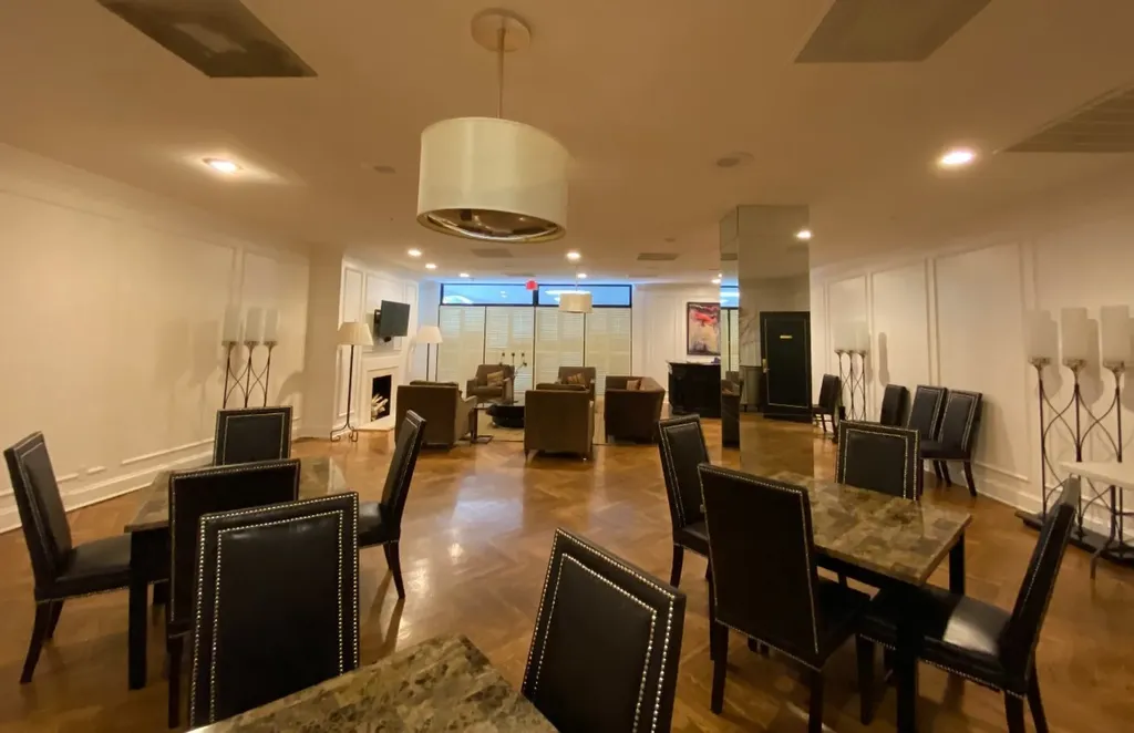 4215 Harding Pike Nashville TN 37205