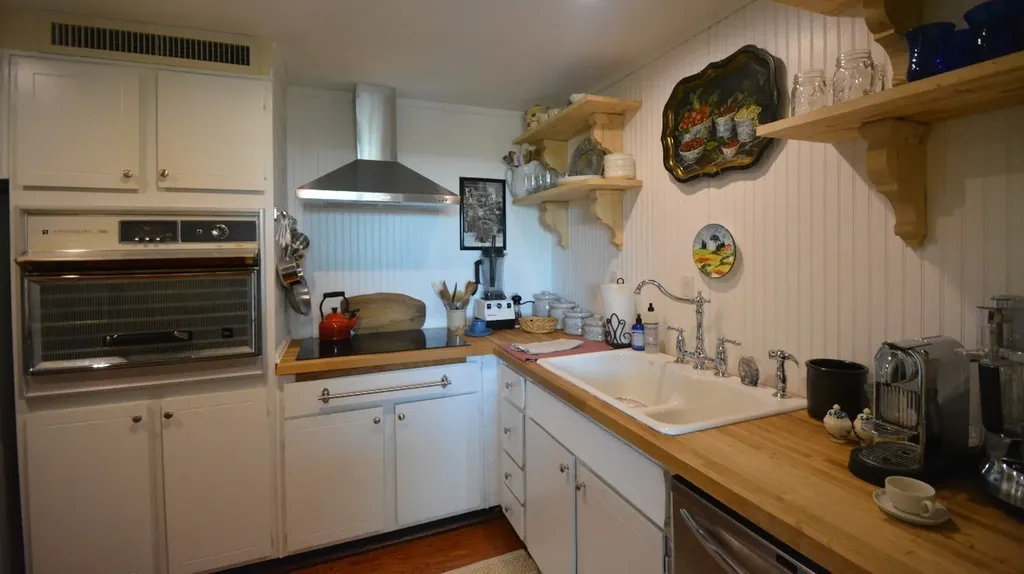 4215 Harding Pike Nashville TN 37205