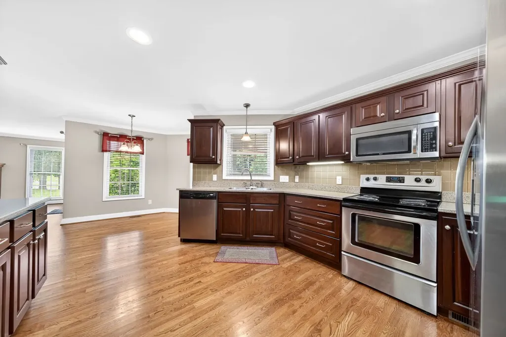 1156 Beam Avenue Cookeville TN 38501