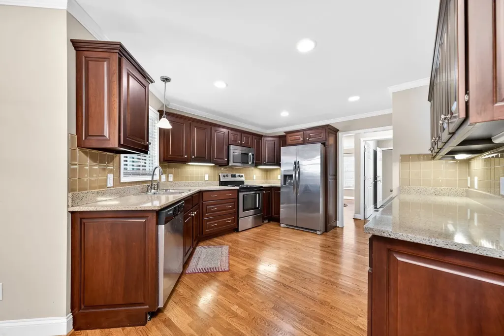 1156 Beam Avenue Cookeville TN 38501
