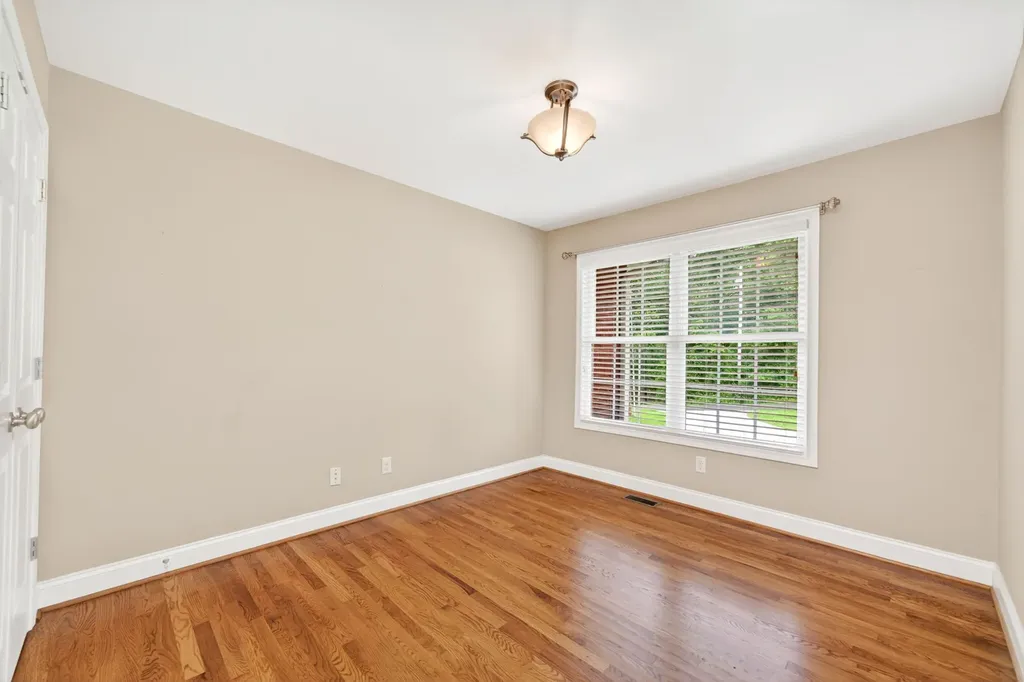 1156 Beam Avenue Cookeville TN 38501