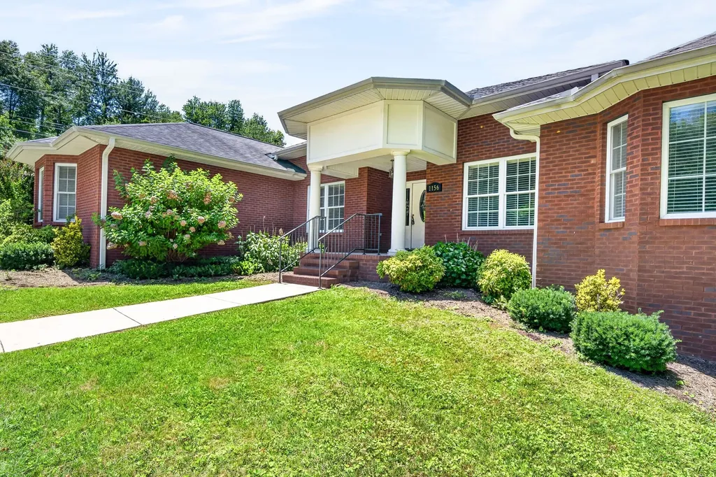 1156 Beam Avenue Cookeville TN 38501