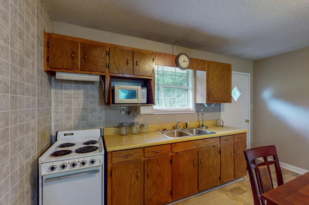 428 Caldwell Road, SE Cleveland TN 37323