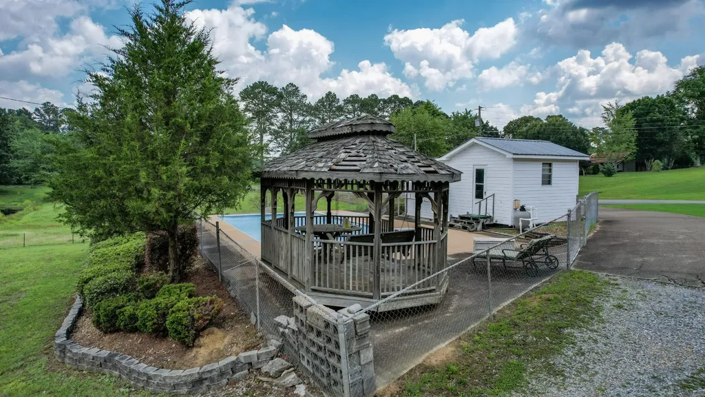 428 Caldwell Road, SE Cleveland TN 37323