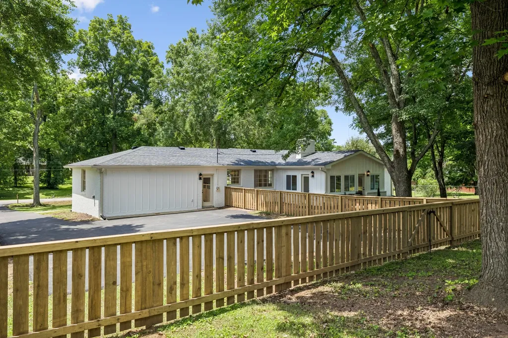 1314 Dalemere Drive Nashville TN 37207