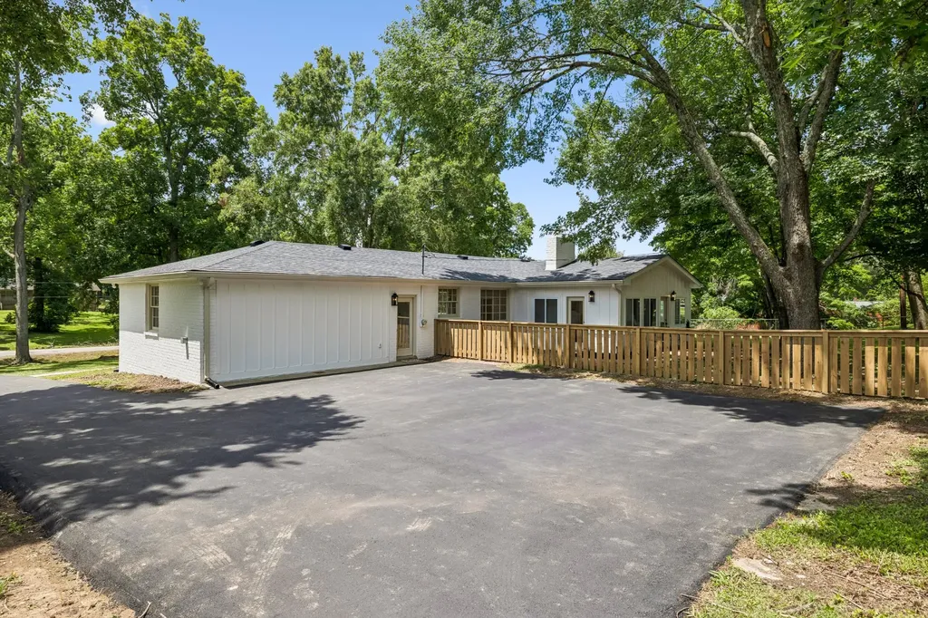 1314 Dalemere Drive Nashville TN 37207
