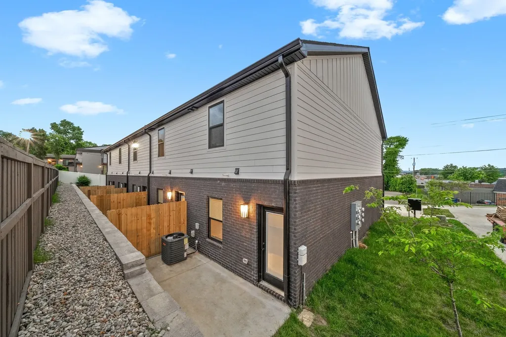 111 Hickory Grove Boulevard Clarksville TN 37040