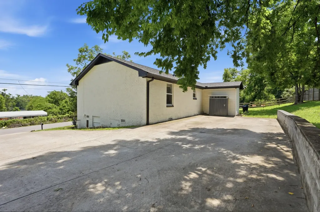 628 Maplewood Lane Nashville TN 37216