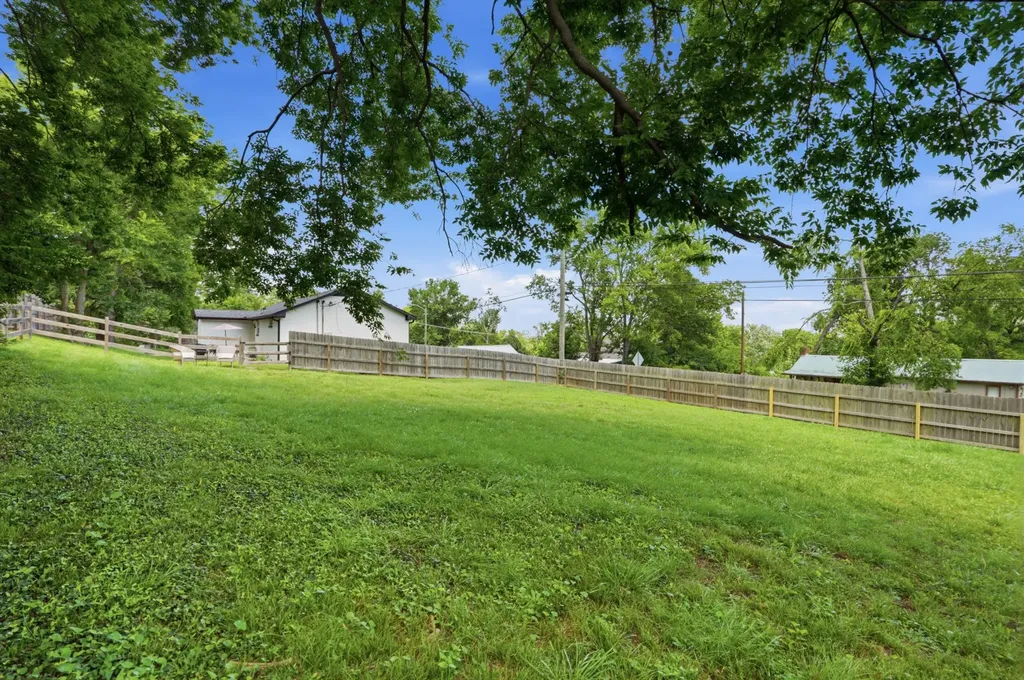 628 Maplewood Lane Nashville TN 37216