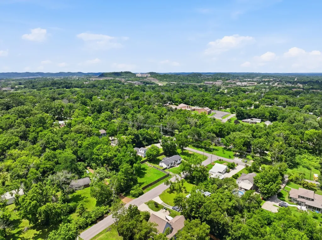 628 Maplewood Lane Nashville TN 37216