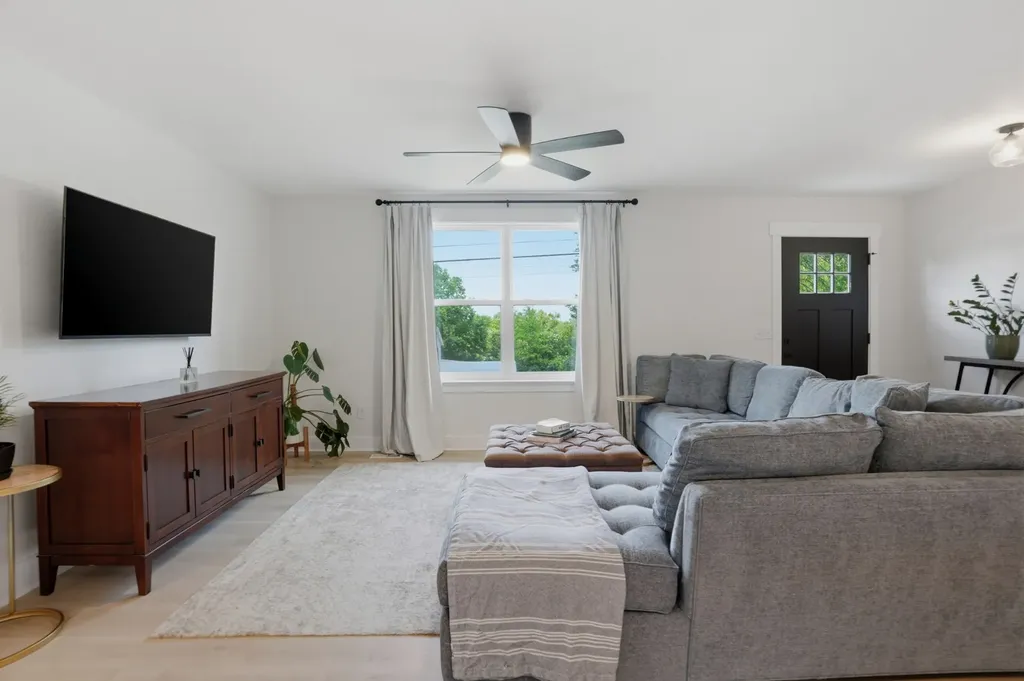 628 Maplewood Lane Nashville TN 37216