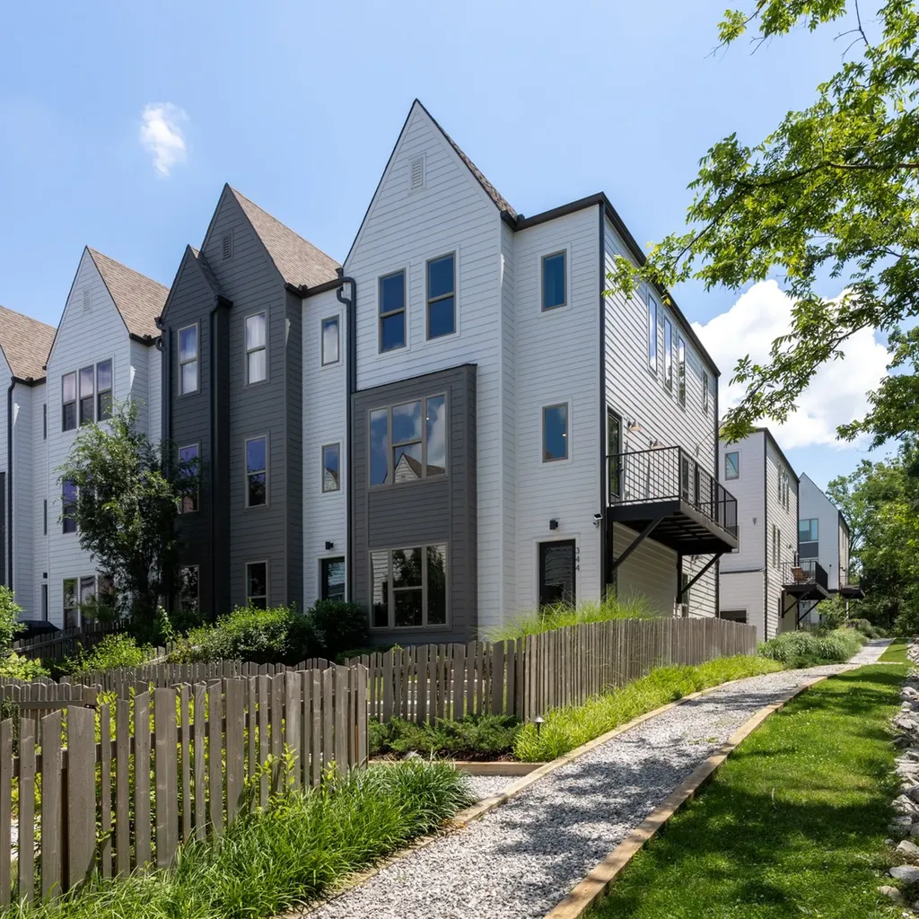 344 East Village Lane Nashville TN 37216