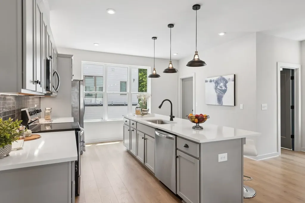 344 East Village Lane Nashville TN 37216