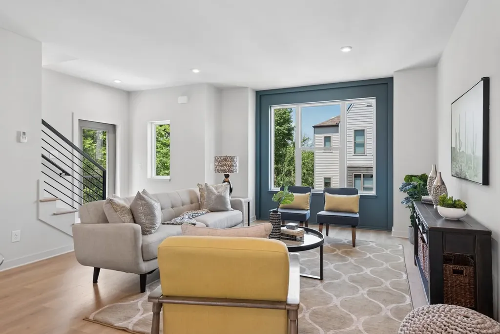 344 East Village Lane Nashville TN 37216