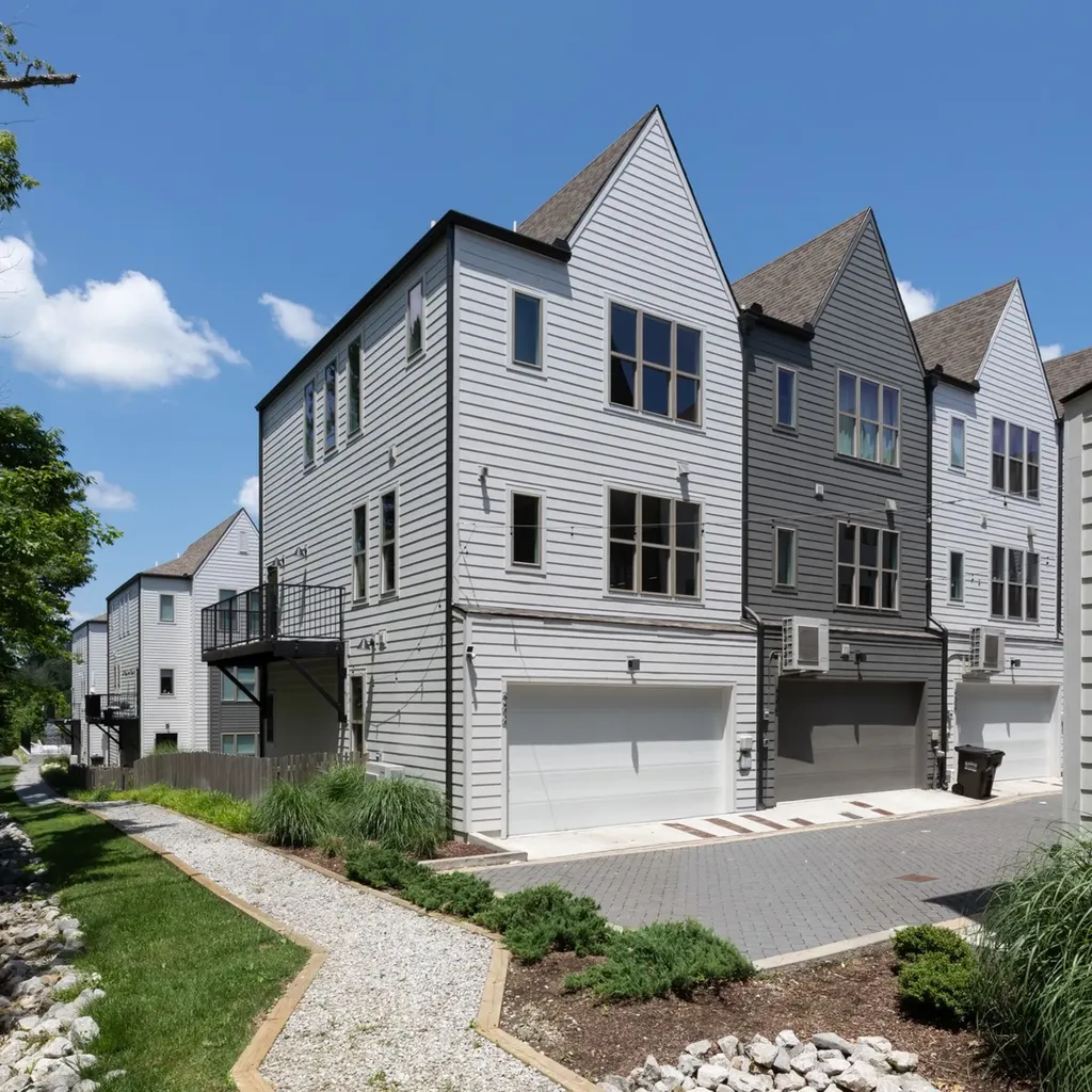 344 East Village Lane Nashville TN 37216