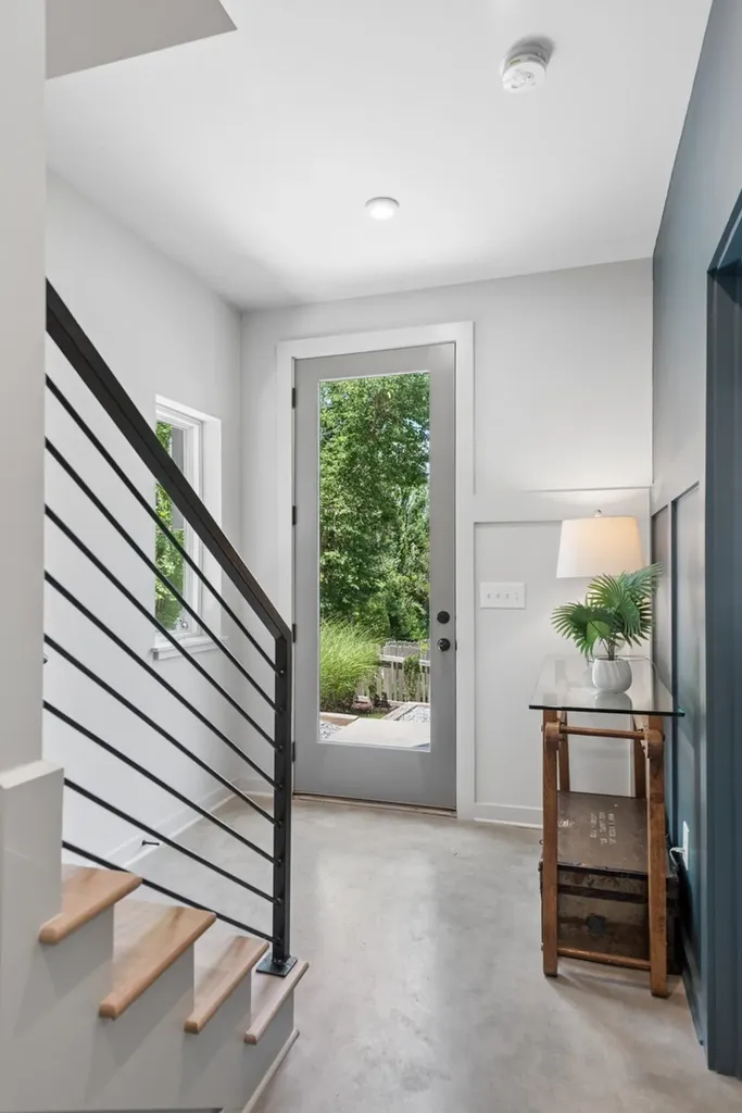 344 East Village Lane Nashville TN 37216
