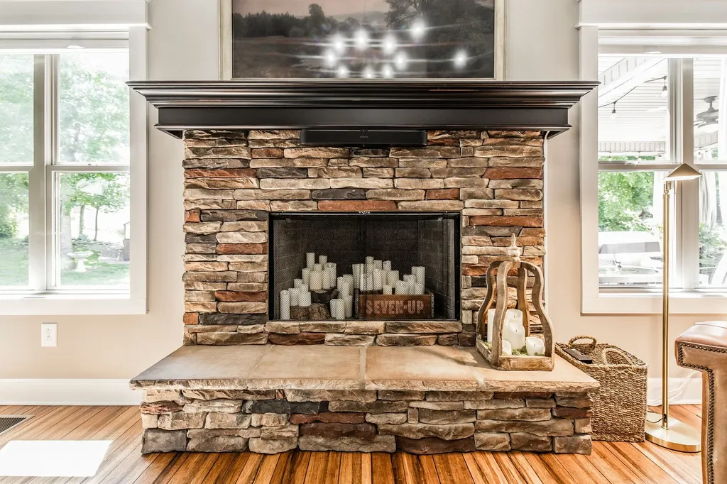 1954 Lake Road Greenbrier TN 37073