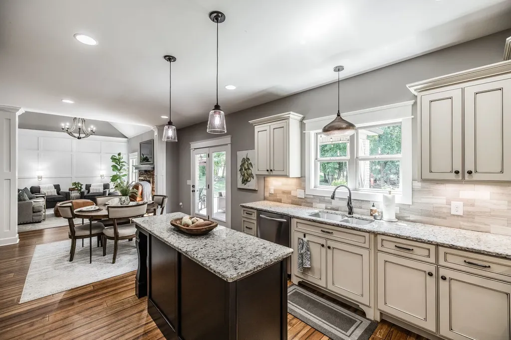 1954 Lake Road Greenbrier TN 37073