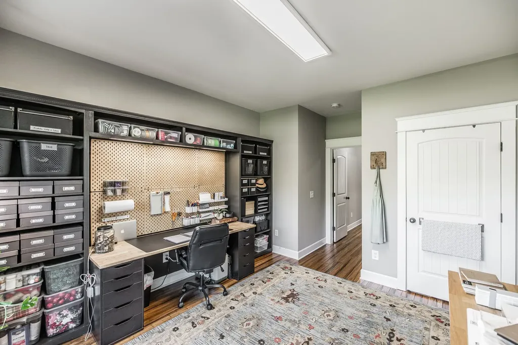 1954 Lake Road Greenbrier TN 37073