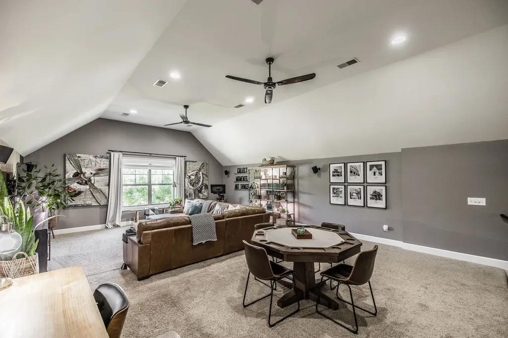 1954 Lake Road Greenbrier TN 37073