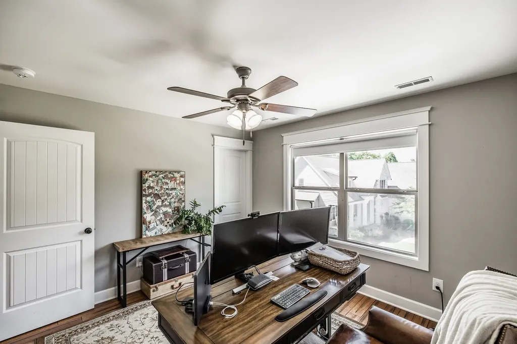 1954 Lake Road Greenbrier TN 37073