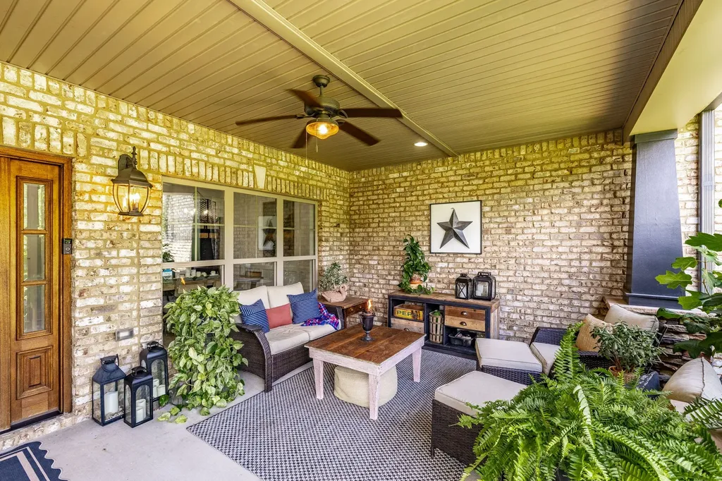 1954 Lake Road Greenbrier TN 37073