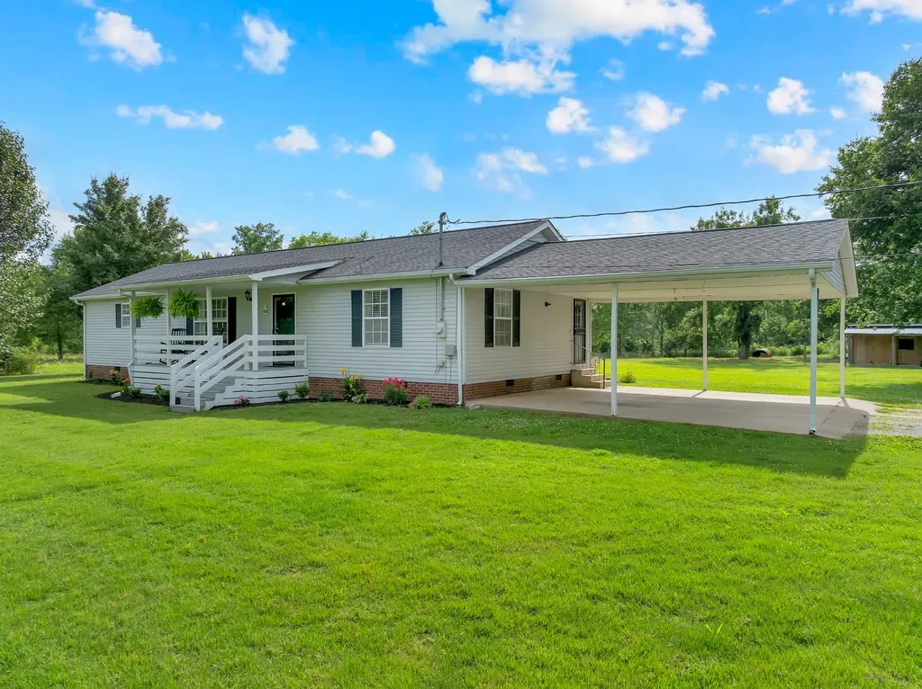 1936 Word Road Lewisburg TN 37091