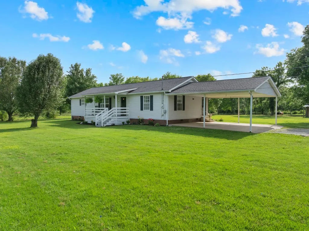 1936 Word Road Lewisburg TN 37091