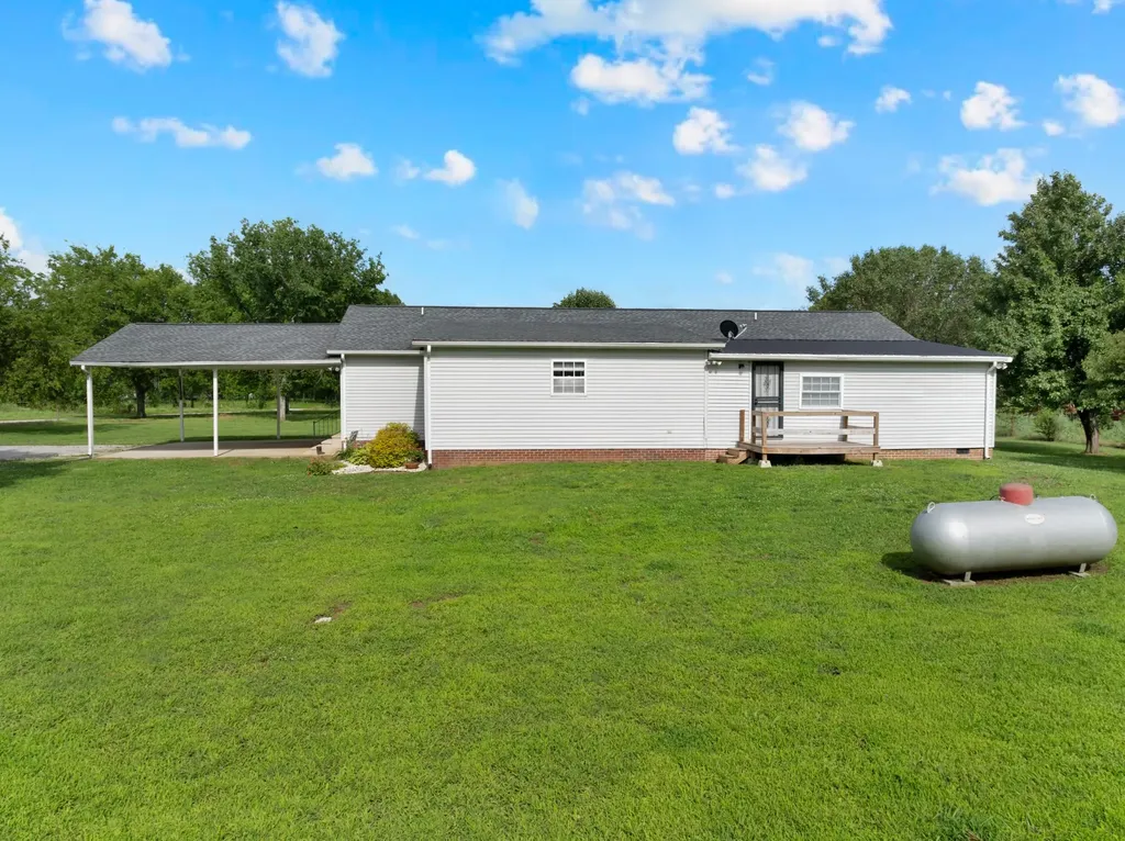 1936 Word Road Lewisburg TN 37091