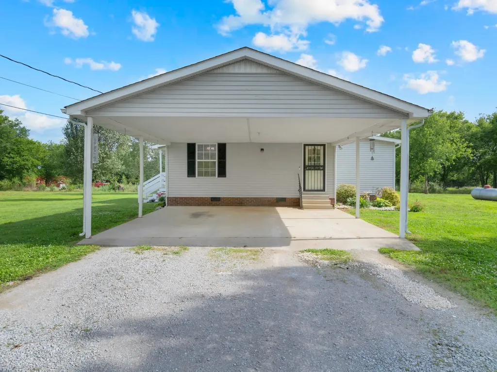 1936 Word Road Lewisburg TN 37091