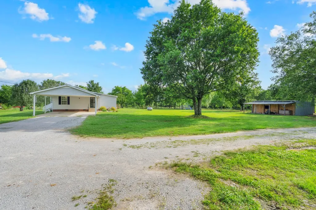 1936 Word Road Lewisburg TN 37091