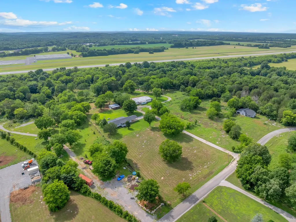 1936 Word Road Lewisburg TN 37091