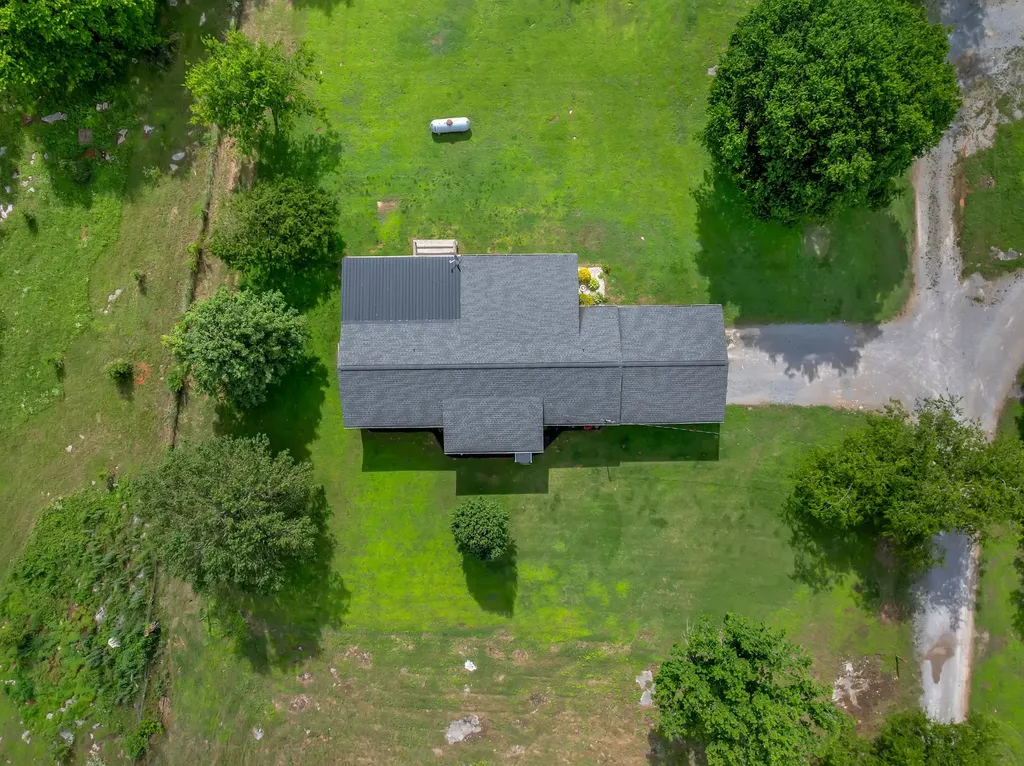 1936 Word Road Lewisburg TN 37091