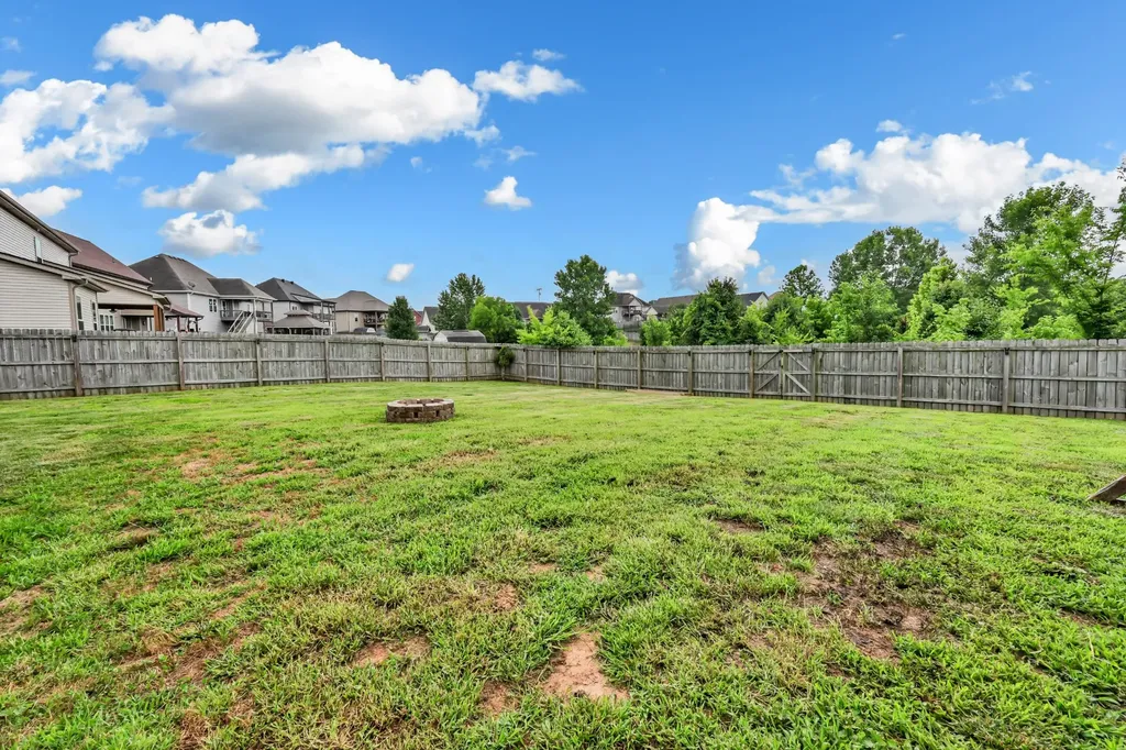 1776 Autumnwood Boulevard Clarksville TN 37042